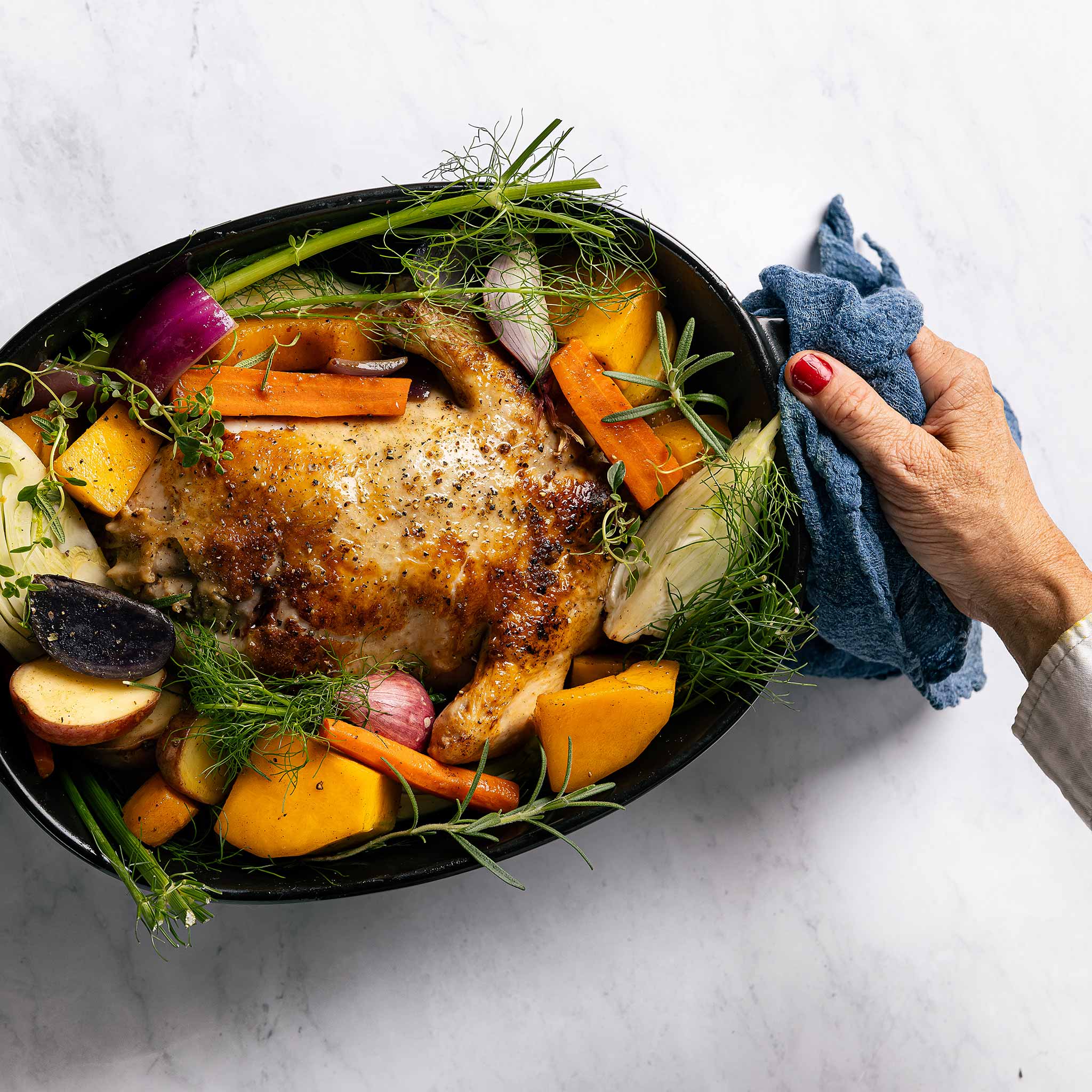 Classic Oval Dutch Oven - Image 6